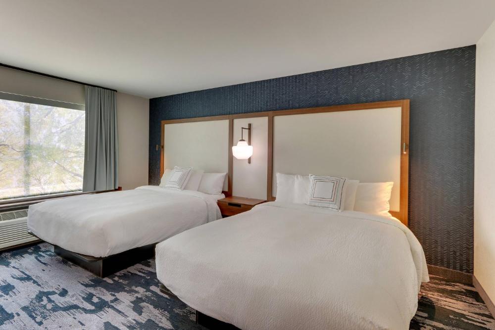 Queen Room with Two Queen Beds interior
